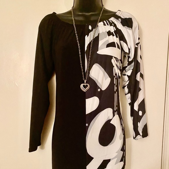 👗✨ASHLEY STEWART BLACK & WHITE GRAFFITI DRESS - Picture 4 of 6